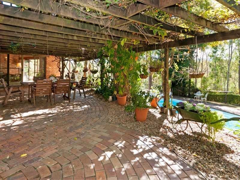 94 Candowie Cr, Karana Downs QLD 4306