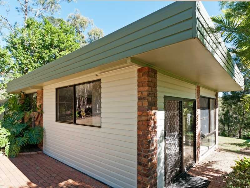 94 Candowie Cr, Karana Downs QLD 4306