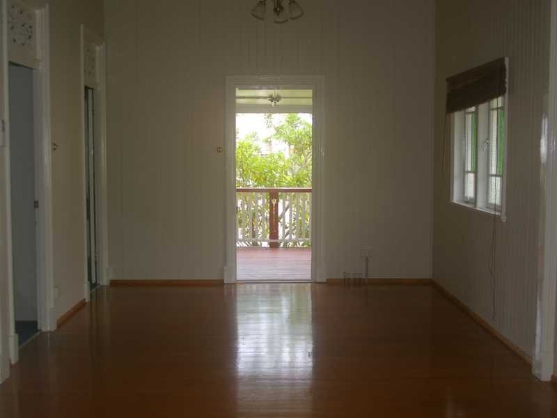 21 Thurso Street, North Booval QLD 4304