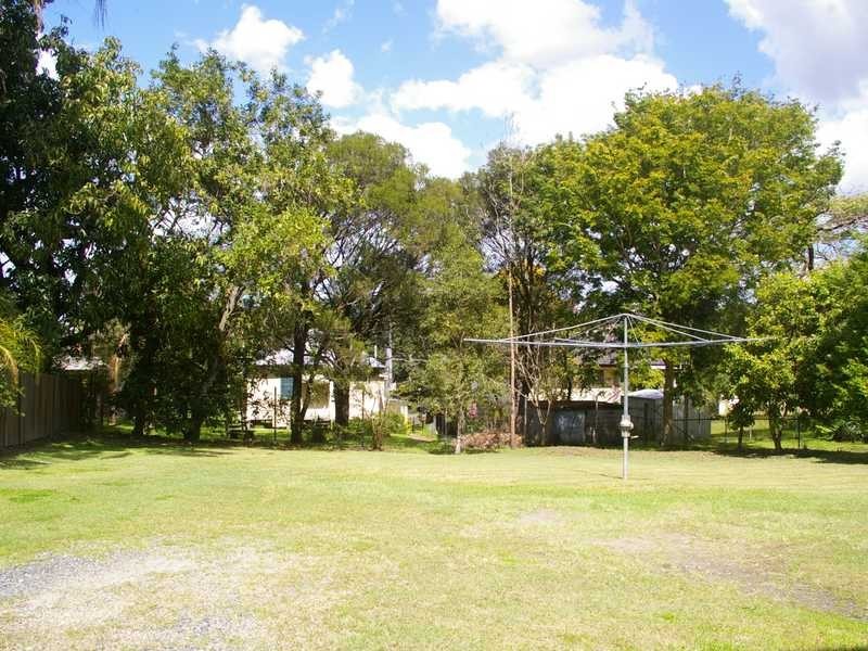 Woodend QLD 4305