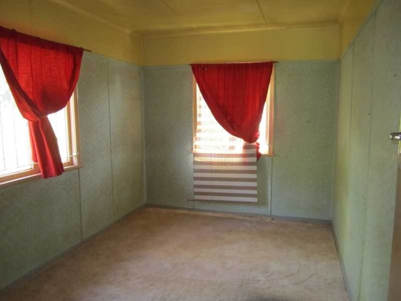 37 Grenadier Circle, Ebbw Vale QLD 4304