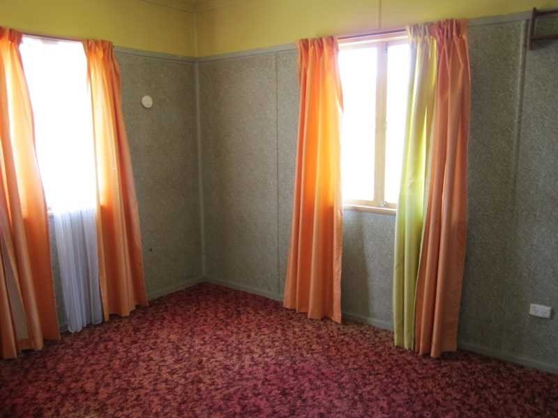 37 Grenadier Circle, Ebbw Vale QLD 4304