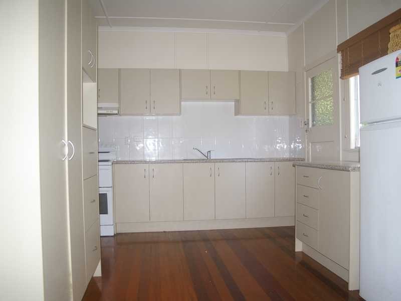 79 Woodford Street, One Mile QLD 4305