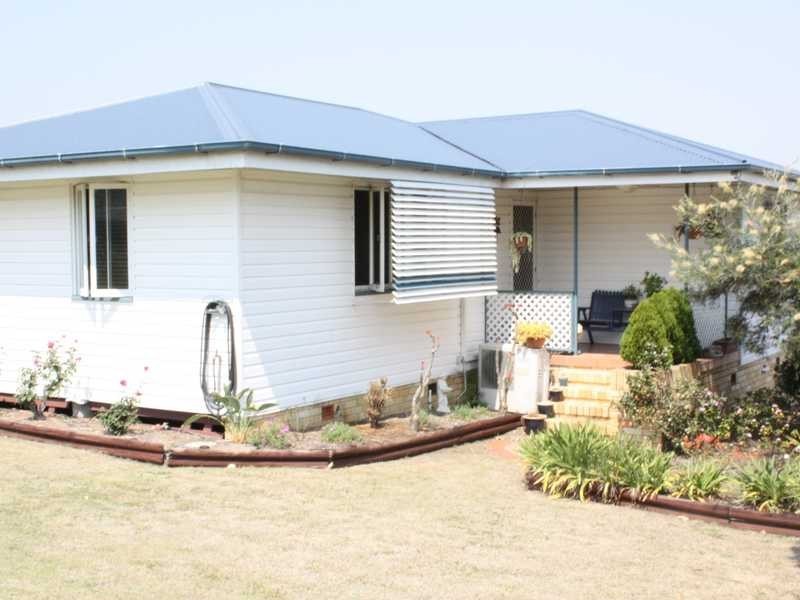 64 Alice Street, Silkstone QLD 4304