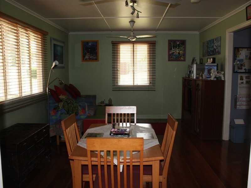 64 Alice Street, Silkstone QLD 4304