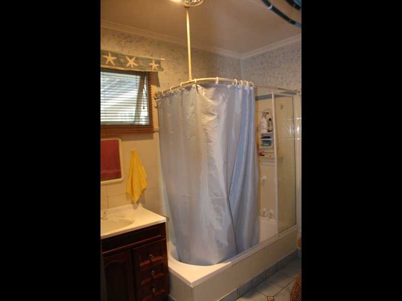 64 Alice Street, Silkstone QLD 4304