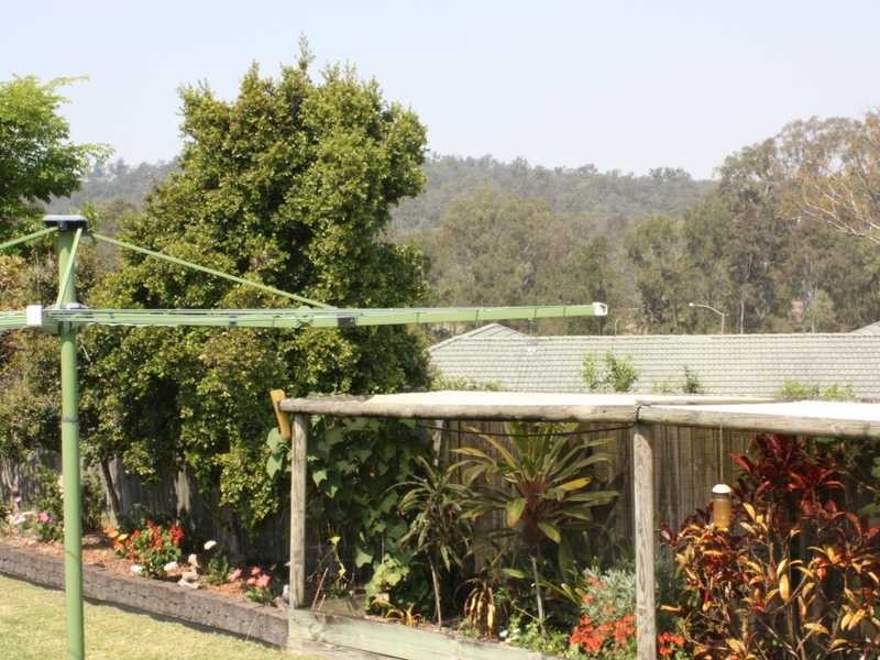 64 Alice Street, Silkstone QLD 4304