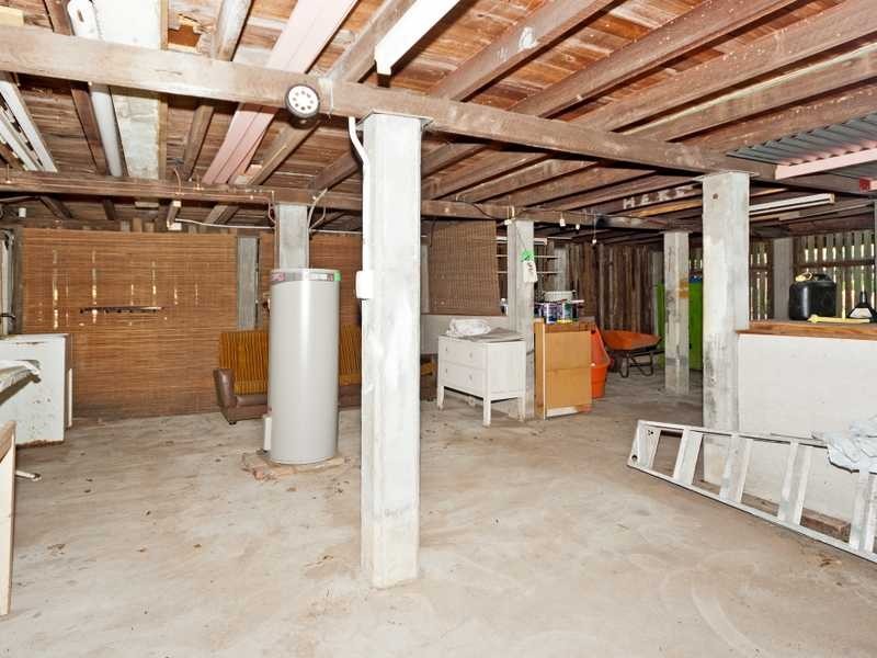 14 Vale Street, Bundamba QLD 4304