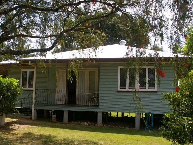 14 Edgar Street, Eastern Heights QLD 4305