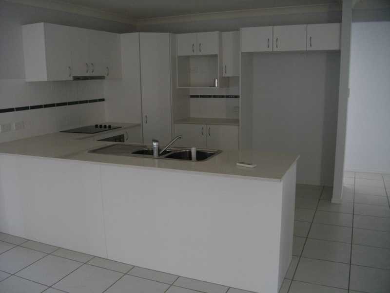 34 Pencarrow Crescent, Raceview QLD 4305