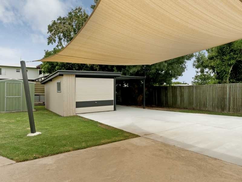 20 Phyllis Street, Eastern Heights QLD 4305