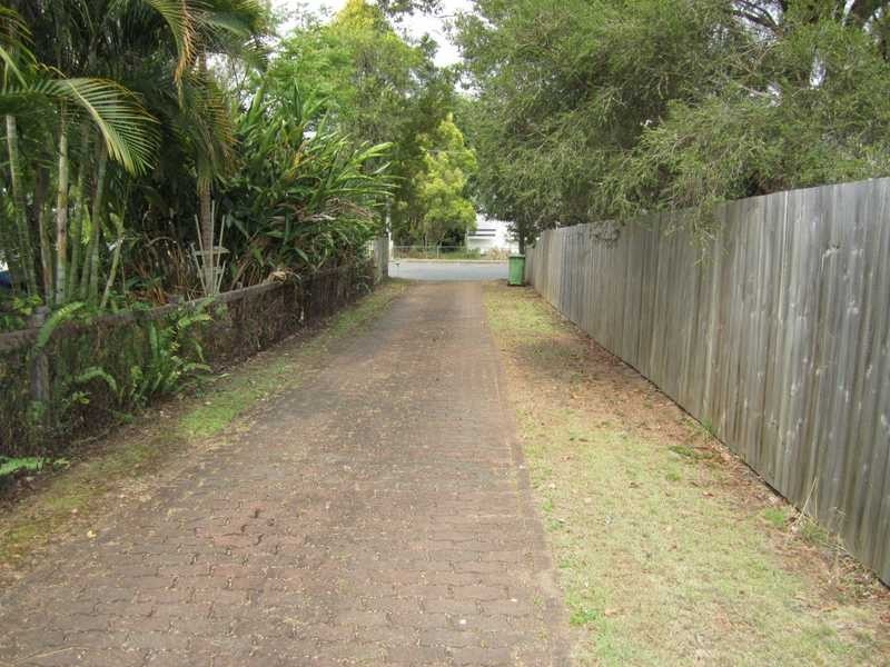 64 Bergin Street, North Booval QLD 4304