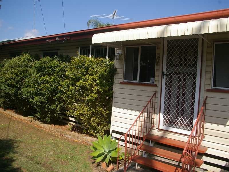 171 South Station Road, Silkstone QLD 4304
