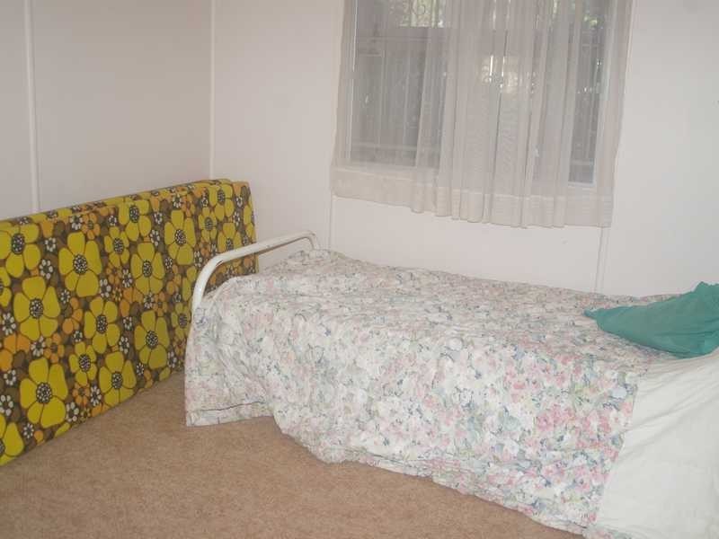 171 South Station Road, Silkstone QLD 4304
