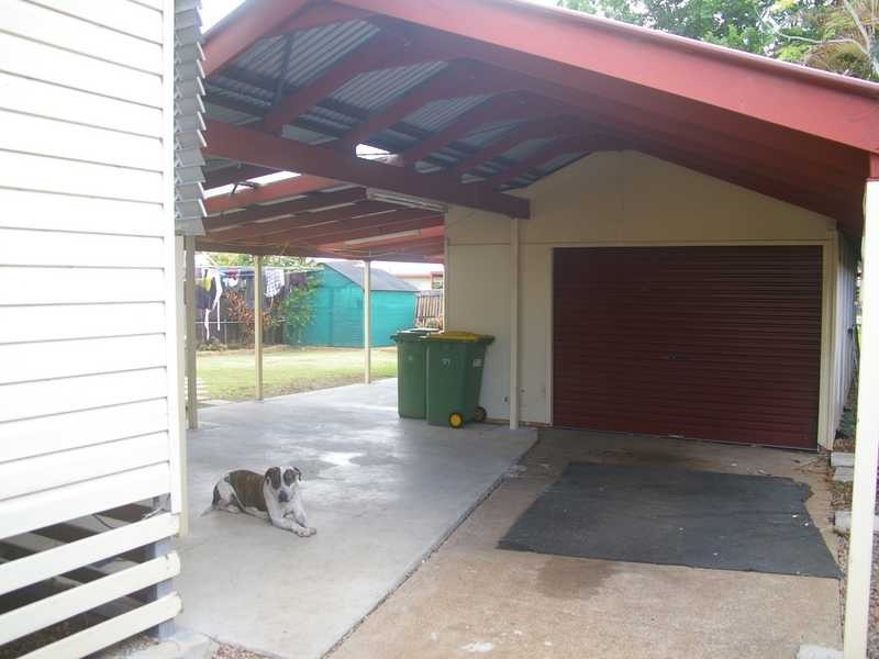 171 South Station Road, Silkstone QLD 4304