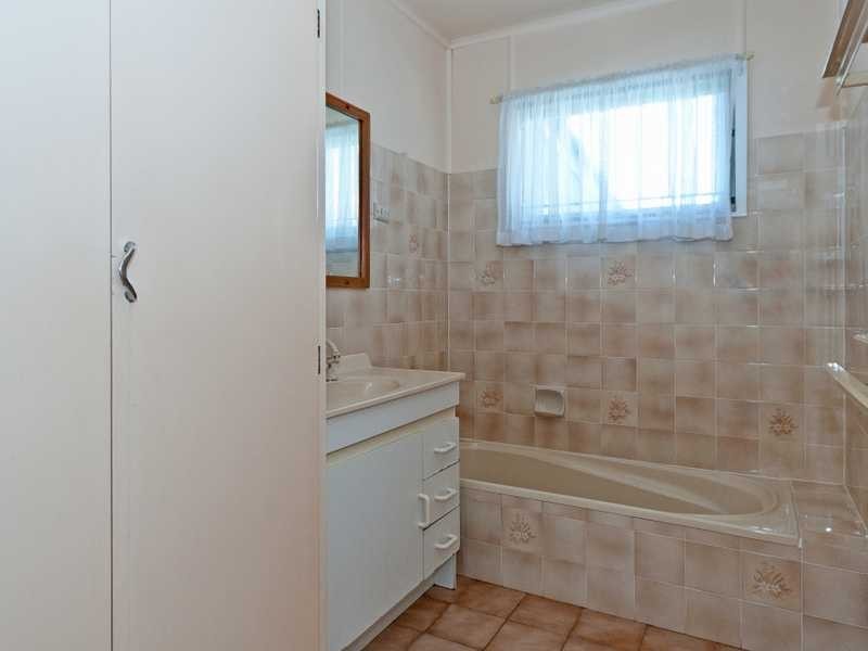 21 Grafton Street, East Ipswich QLD 4305