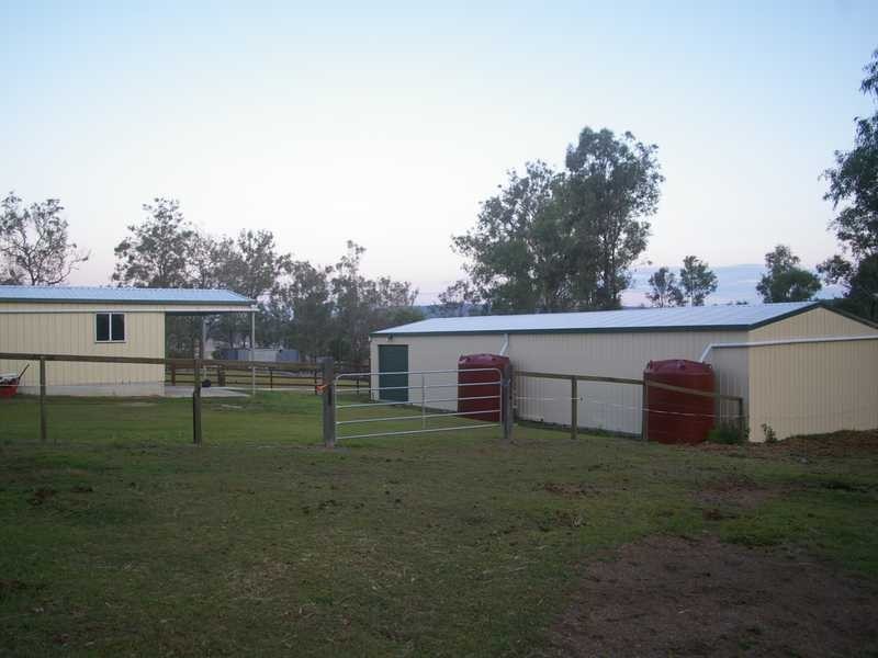 12 Bowers Road, Hatton Vale QLD 4341