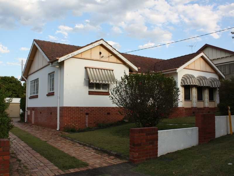 40 Hamilton Street, Booval QLD 4304