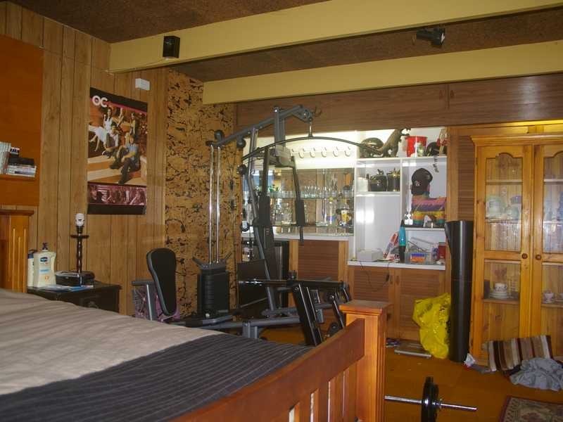 2 Elliott Street, Silkstone QLD 4304