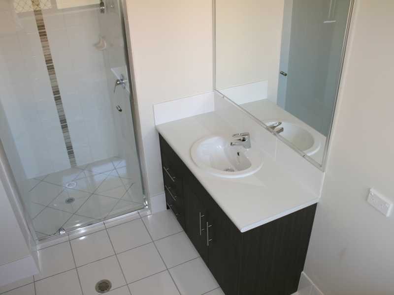 39a & 39b Creek Street, Bundamba QLD 4304
