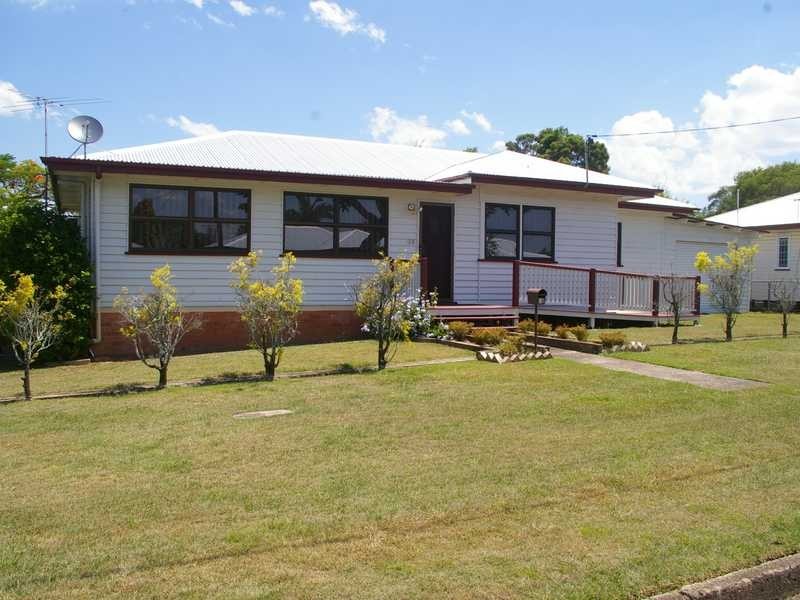 25 Dorothy Street, Silkstone QLD 4304