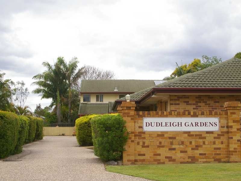 4/19a Dudleigh Street, Booval QLD 4304