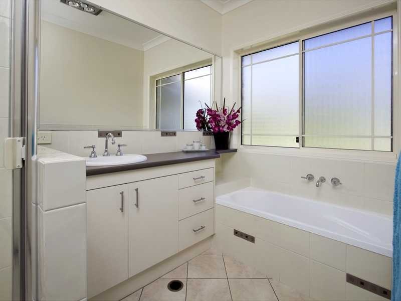 36 Diamantina Circle Riverside Estate, Karalee QLD 4306