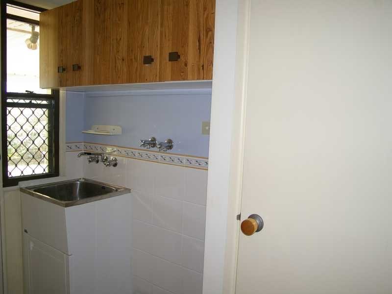 15 Suffield Drive, Yamanto QLD 4305