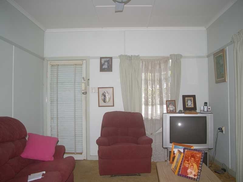 209 Warwick Road, Churchill QLD 4305