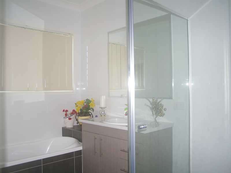 10 Graham Court, Hatton Vale QLD 4341