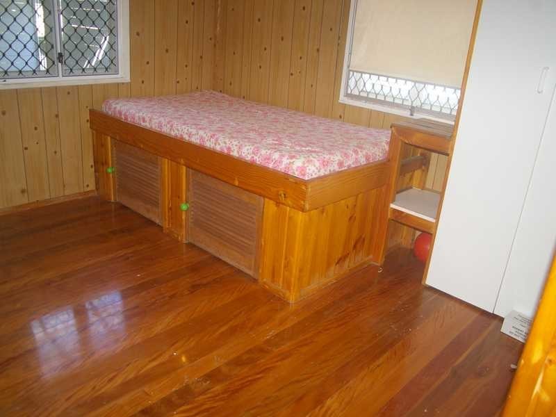 27 Connors Street, North Ipswich QLD 4305