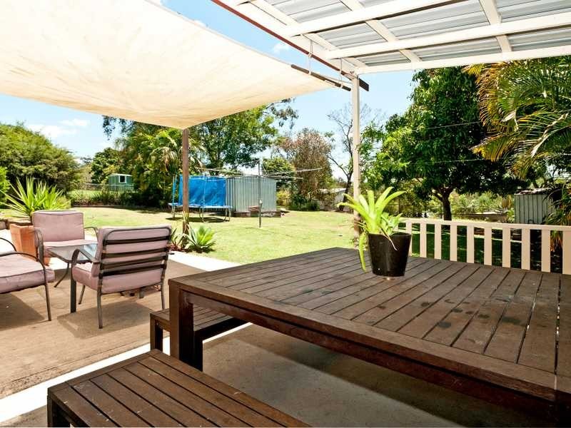 18 Simpson Street, North Ipswich QLD 4305