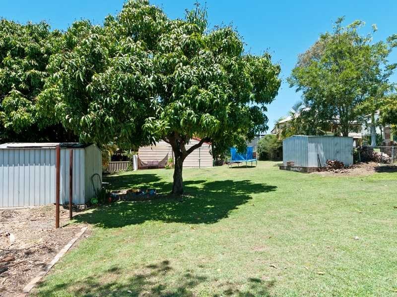 18 Simpson Street, North Ipswich QLD 4305
