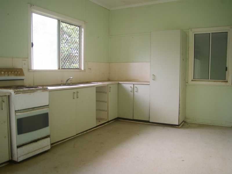 21 Nathan Street, East Ipswich QLD 4305