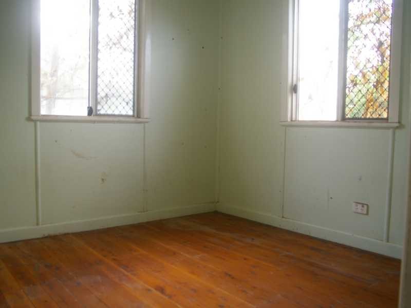 21 Nathan Street, East Ipswich QLD 4305