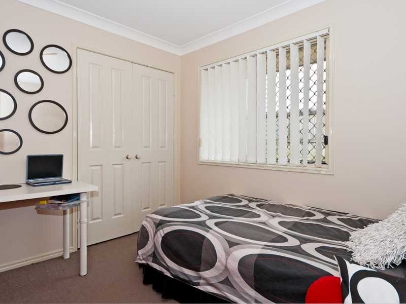 9 Palm Avenue, Raceview QLD 4305