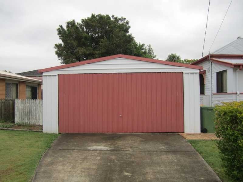 44 Russell Street, Silkstone QLD 4304