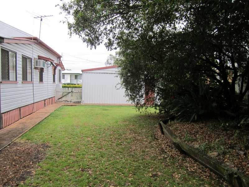 44 Russell Street, Silkstone QLD 4304