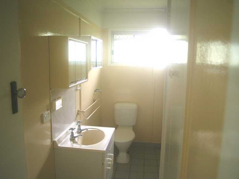 11 Melbourne Street, Brassall QLD 4305