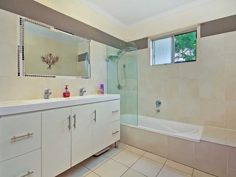 45 Harold Street, Bundamba QLD 4304