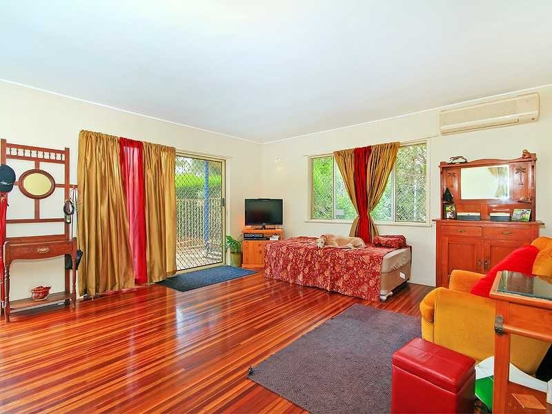 45 Harold Street, Bundamba QLD 4304