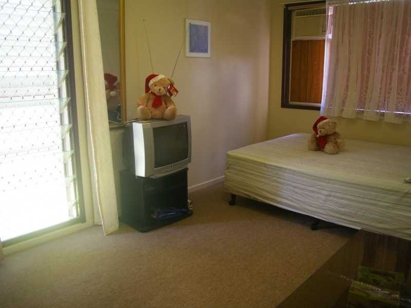 8 Horton Street, Bundamba QLD 4304