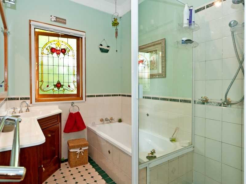 4 Cranes Road, North Ipswich QLD 4305