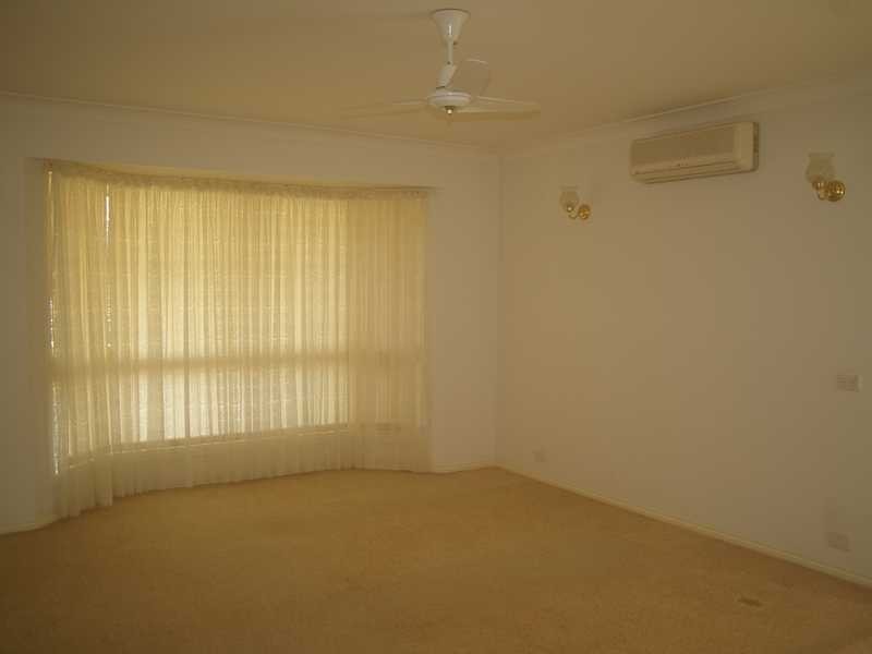 Silkstone QLD 4304