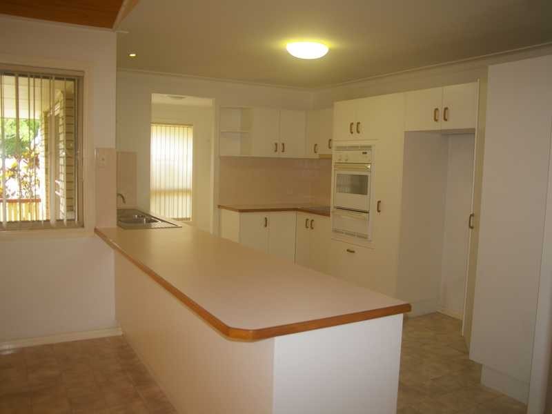 Silkstone QLD 4304
