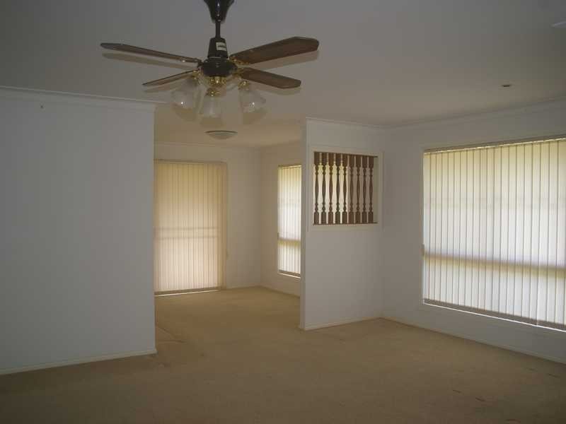 Silkstone QLD 4304