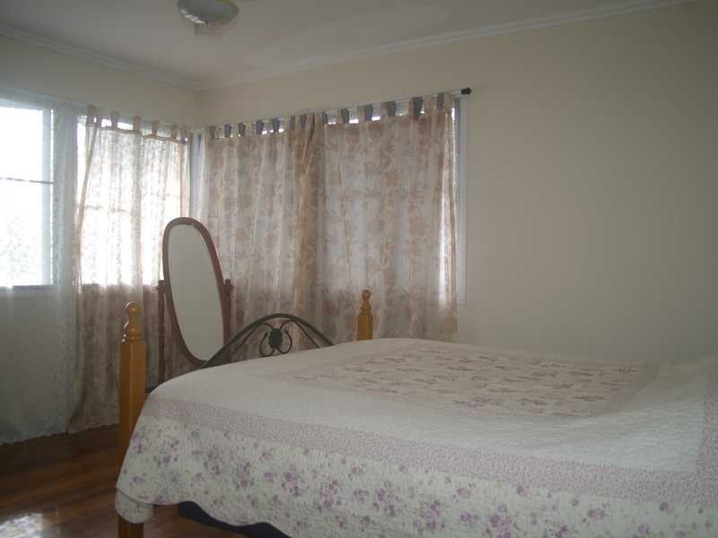 31 Chalk Street, Leichhardt QLD 4305