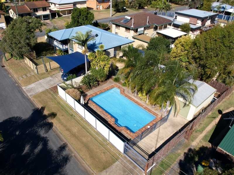 2 Creston Street, Raceview QLD 4305