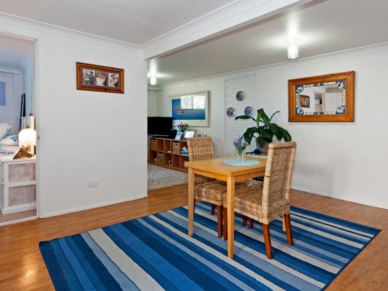2 Creston Street, Raceview QLD 4305