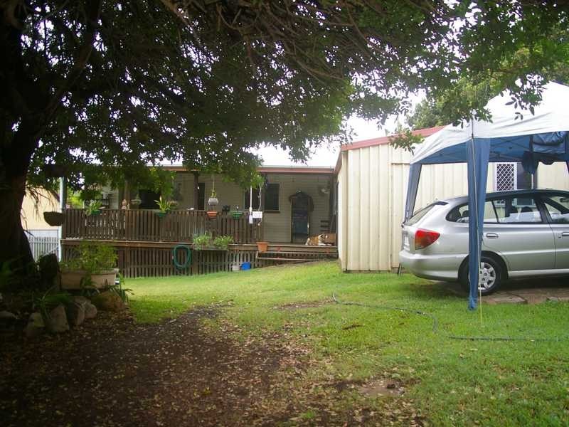 186 Blackstone Road, Silkstone QLD 4304